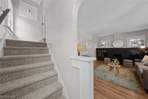 33 Brighton Drive Akron OH 44301