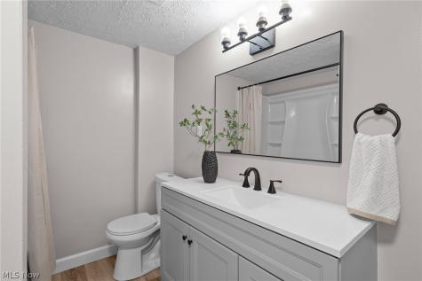 33 Brighton Drive Akron OH 44301