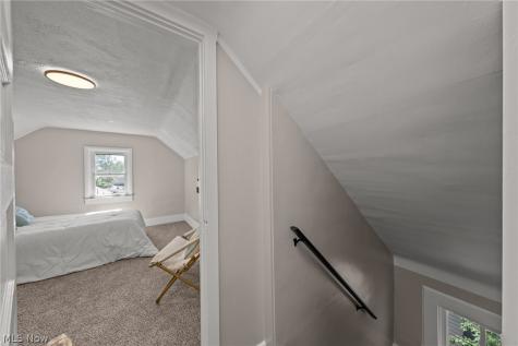 33 Brighton Drive Akron OH 44301