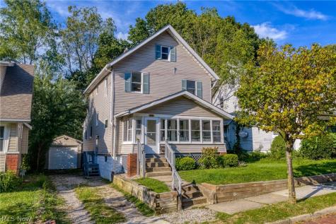 33 Brighton Drive Akron OH 44301