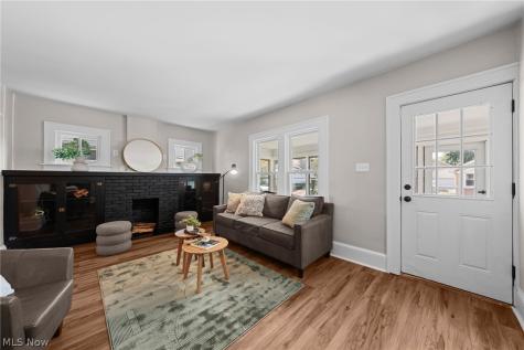 33 Brighton Drive Akron OH 44301