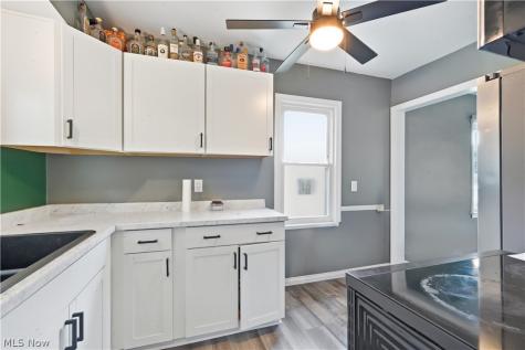 898 Reed Avenue Akron OH 44306