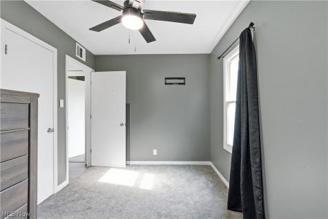 898 Reed Avenue Akron OH 44306