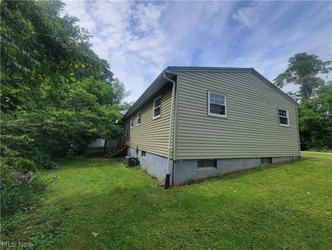 185 Belavista Drive Marietta OH 45750