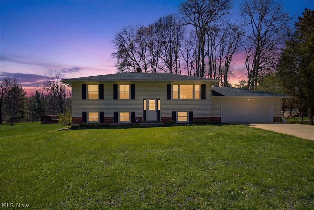 2058 Scenic Way Akron OH 44312