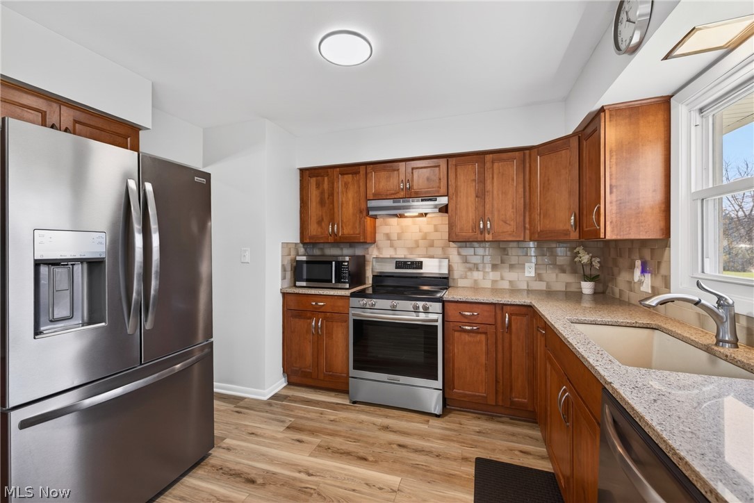 2058 Scenic Way Akron OH 44312