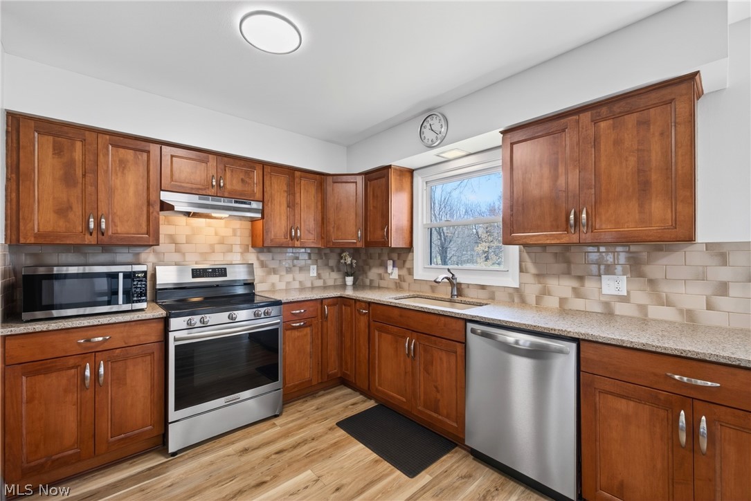 2058 Scenic Way Akron OH 44312