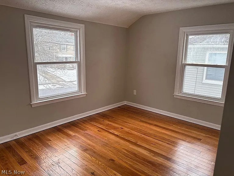 1570 Oakwood Avenue Akron OH 44301