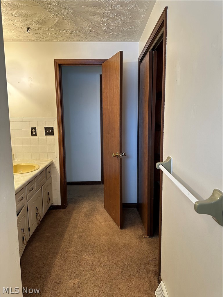 1715 Mansfield Lucas Road Mansfield OH 44903