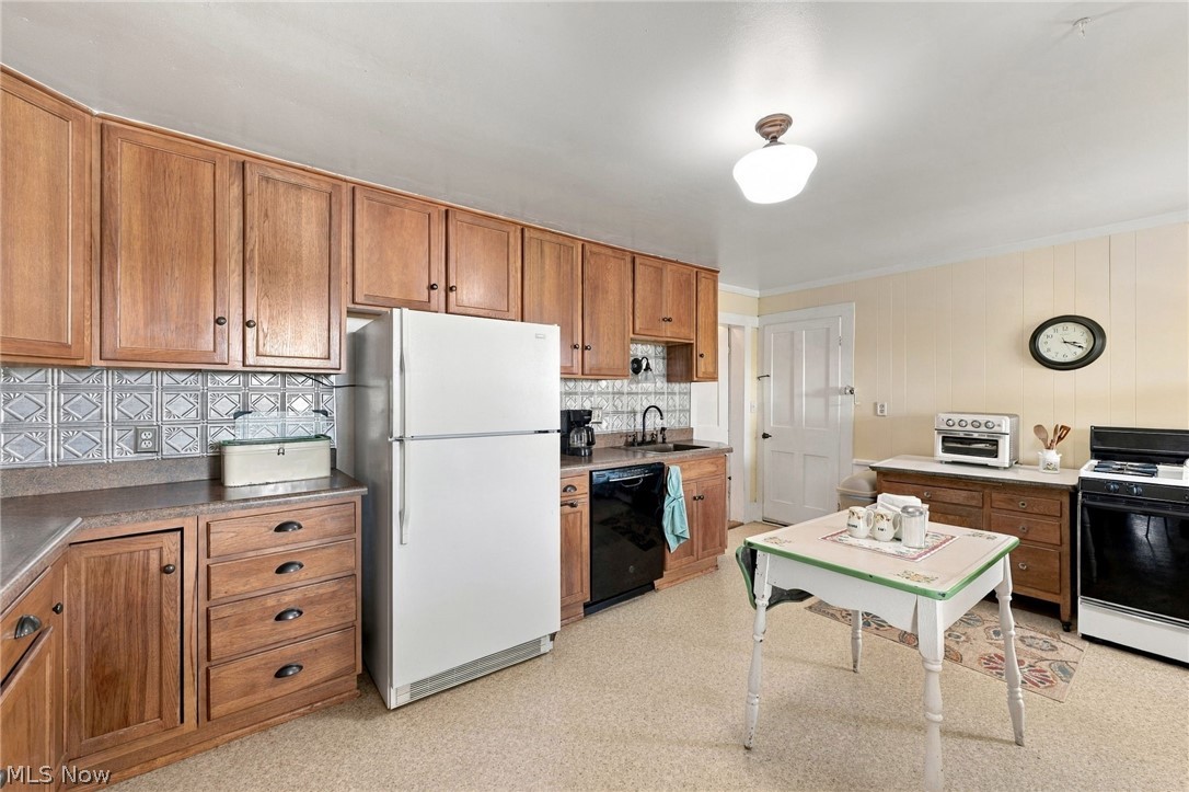 77 Township Road 1031 Nova OH 44859