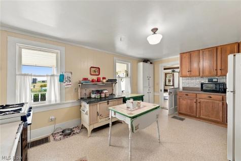 77 Township Road 1031 Nova OH 44859