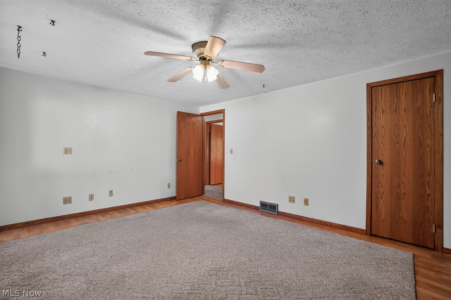 10801 Tibbetts Road Kirtland OH 44094