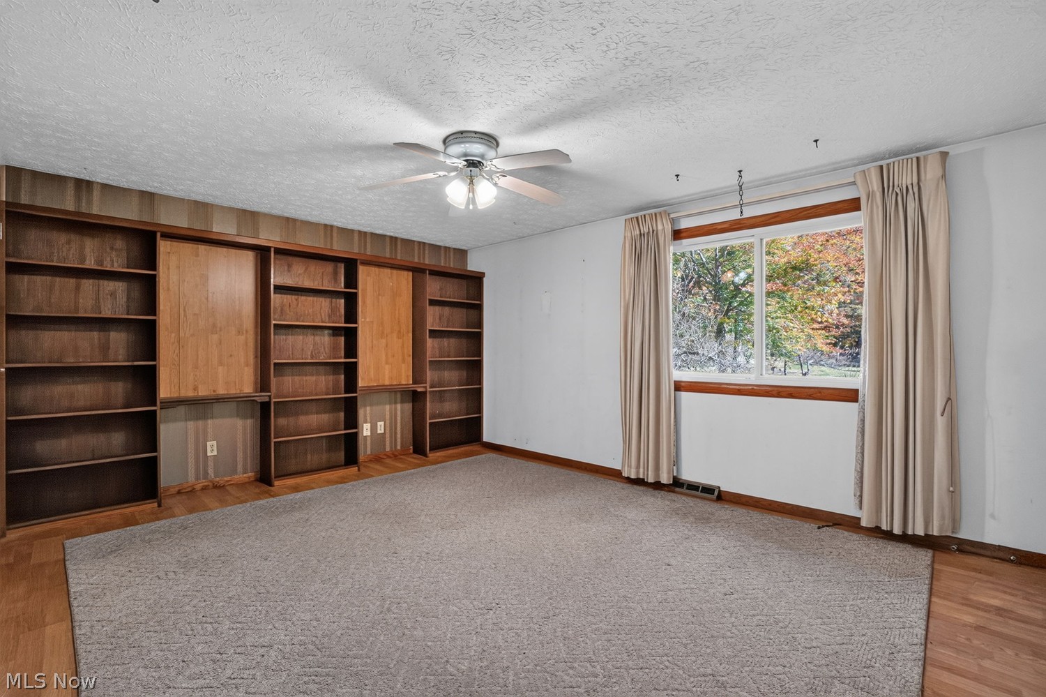 10801 Tibbetts Road Kirtland OH 44094