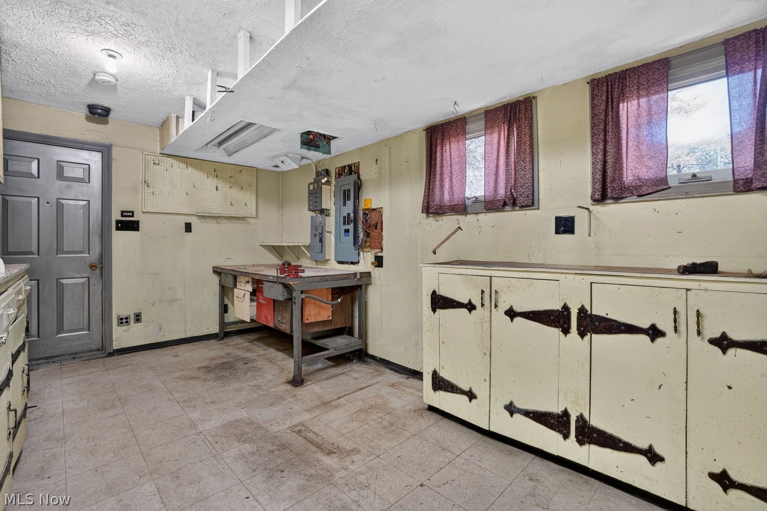 10801 Tibbetts Road Kirtland OH 44094