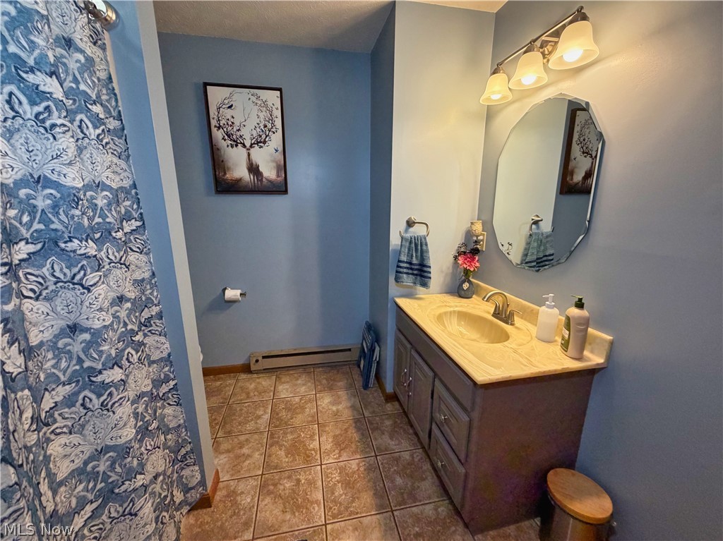 5279 Newgarden Road Salem OH 44460