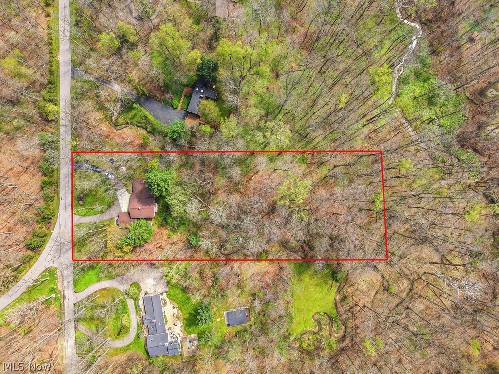 6055 Deepwood Drive Chagrin Falls OH 44022