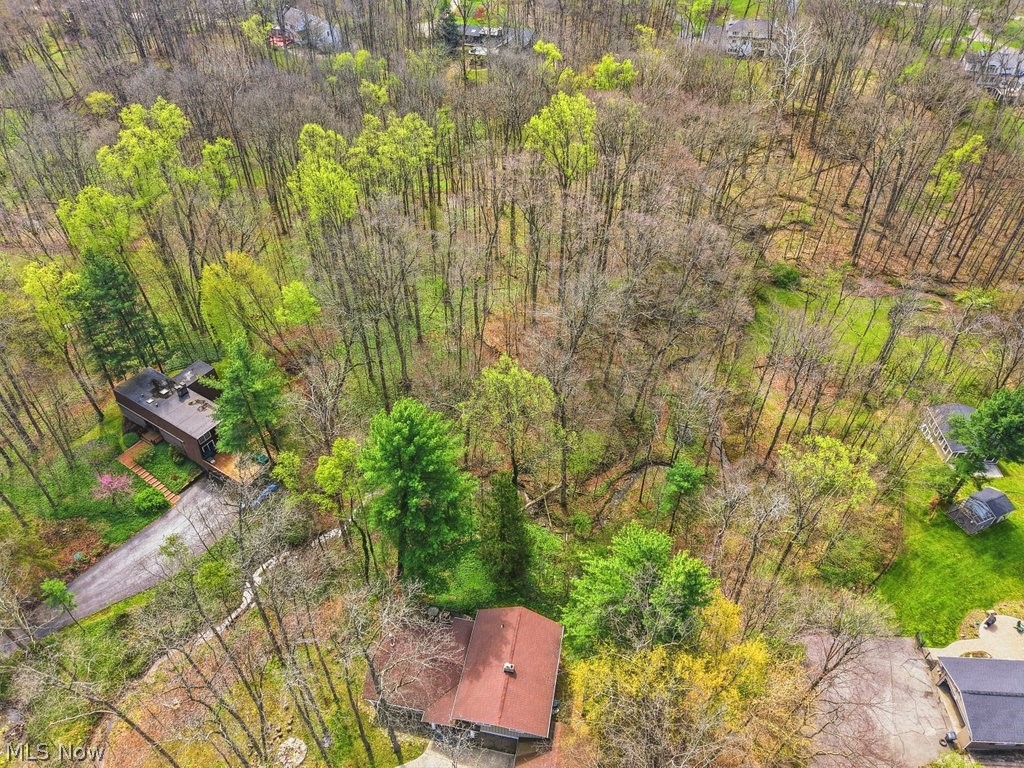 6055 Deepwood Drive Chagrin Falls OH 44022