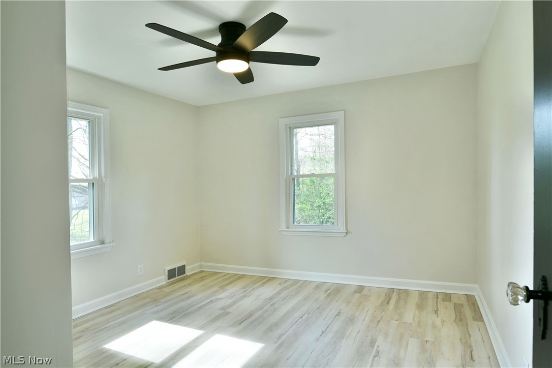 3384 Lakeside Drive Mineral Ridge OH 44440
