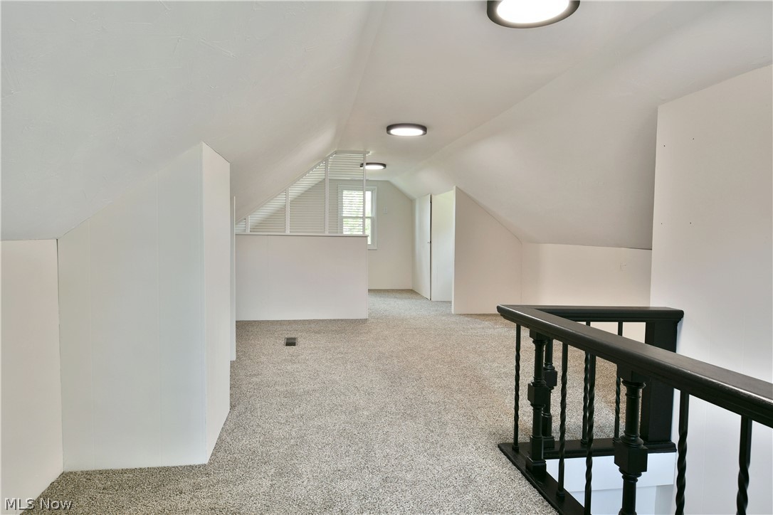 3384 Lakeside Drive Mineral Ridge OH 44440