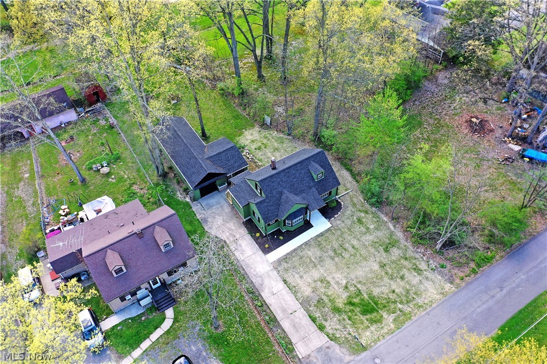 3384 Lakeside Drive Mineral Ridge OH 44440