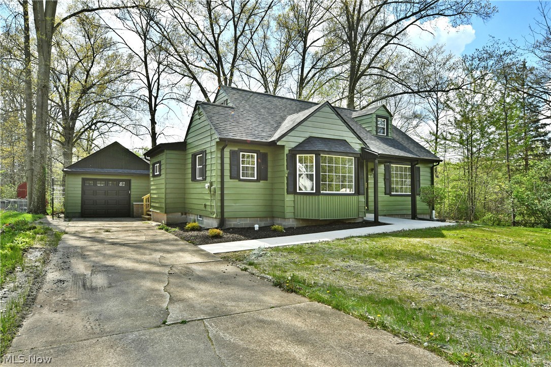 3384 Lakeside Drive Mineral Ridge OH 44440