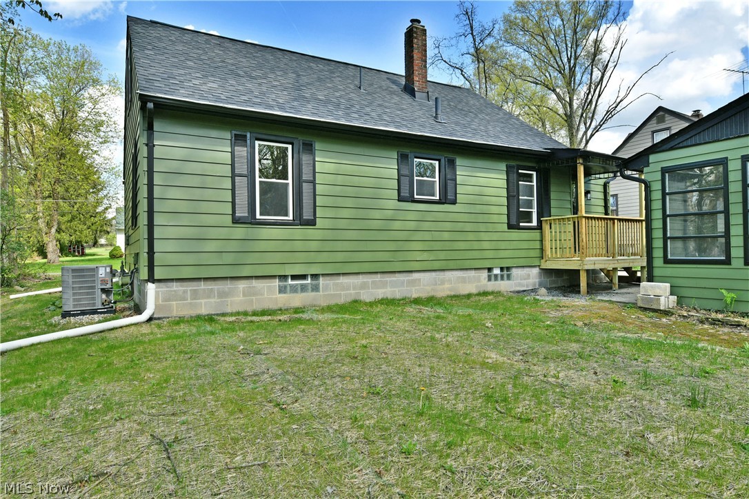 3384 Lakeside Drive Mineral Ridge OH 44440