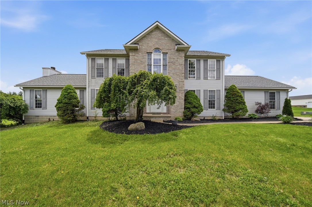 14716 Lawmont Street North Lawrence OH 44666