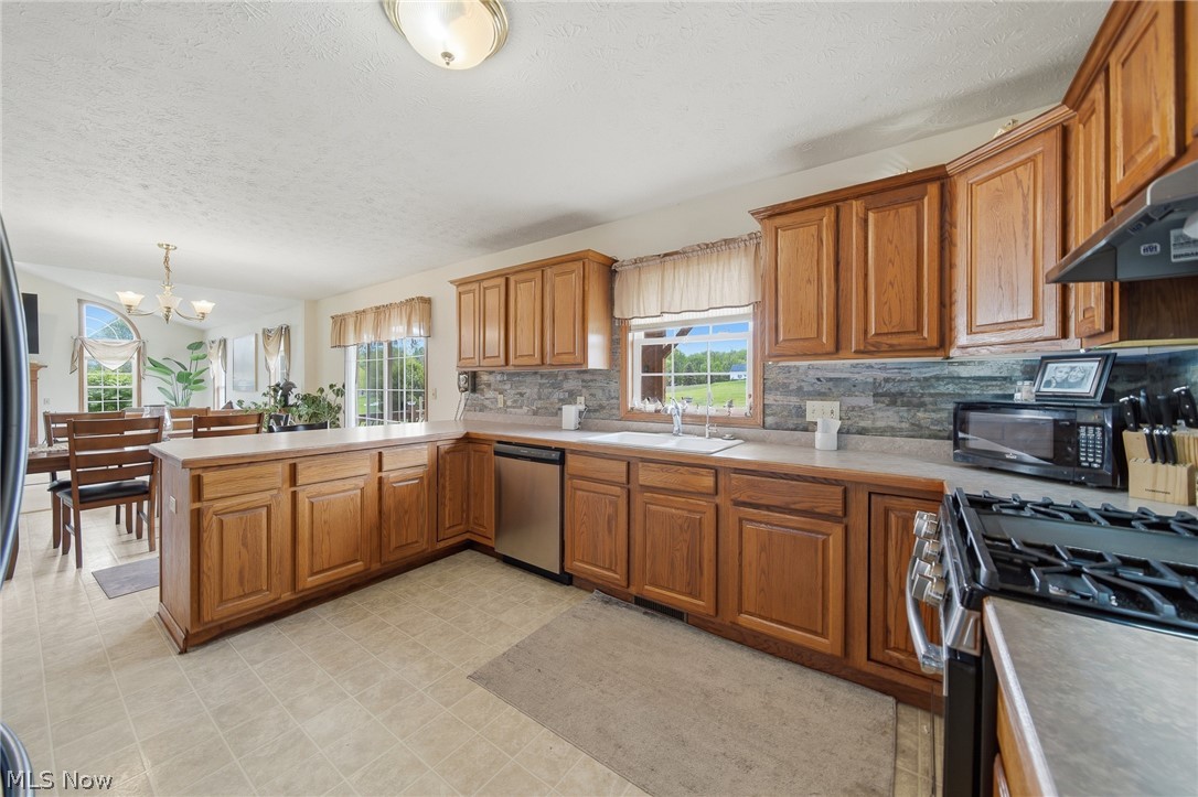 14716 Lawmont Street North Lawrence OH 44666