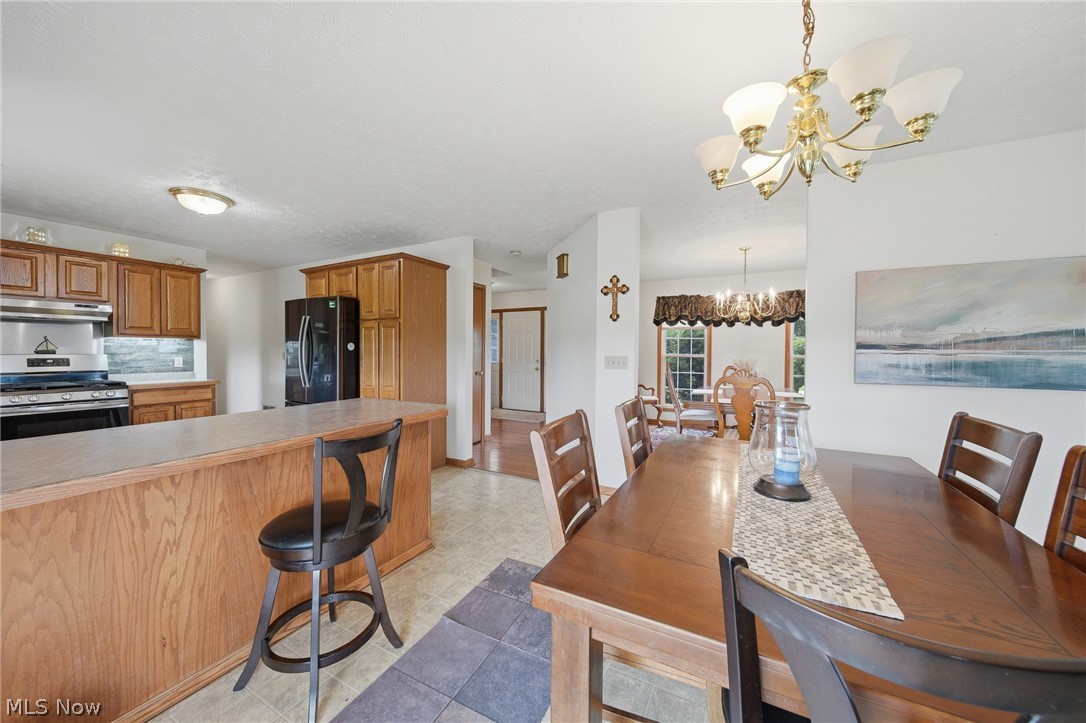 14716 Lawmont Street North Lawrence OH 44666