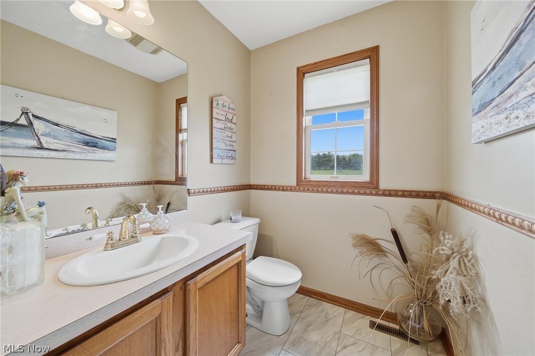14716 Lawmont Street North Lawrence OH 44666