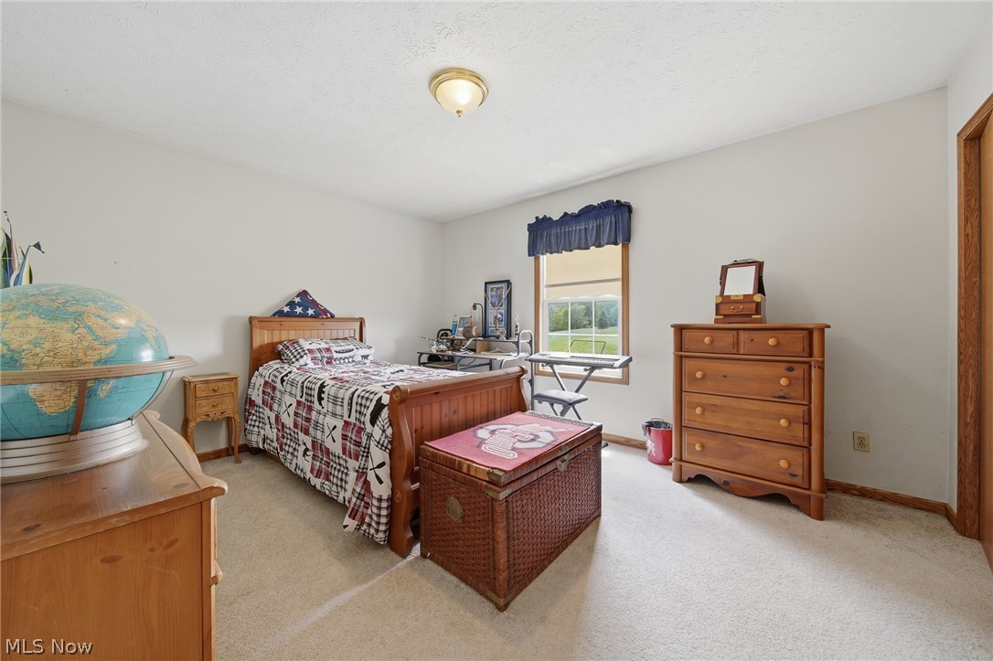 14716 Lawmont Street North Lawrence OH 44666