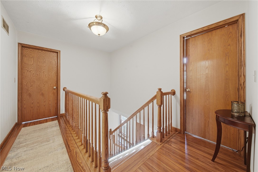 14716 Lawmont Street North Lawrence OH 44666
