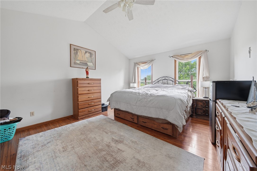 14716 Lawmont Street North Lawrence OH 44666
