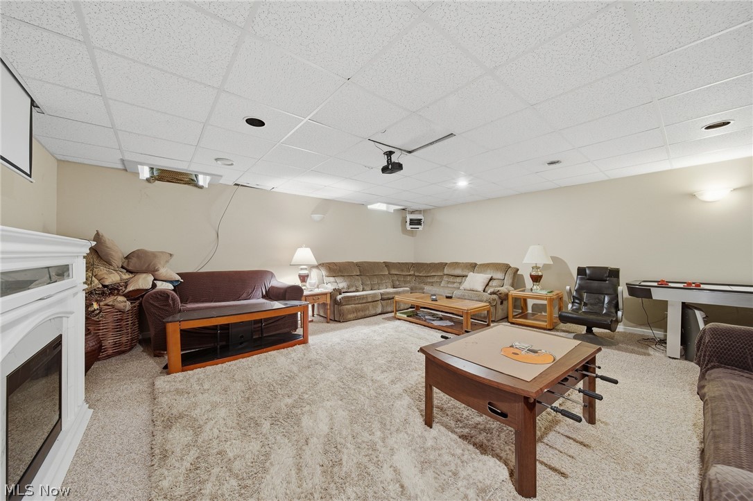 14716 Lawmont Street North Lawrence OH 44666