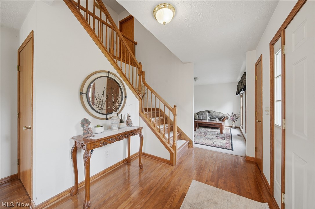 14716 Lawmont Street North Lawrence OH 44666