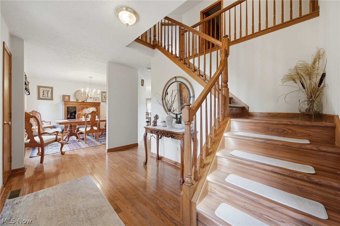 14716 Lawmont Street North Lawrence OH 44666