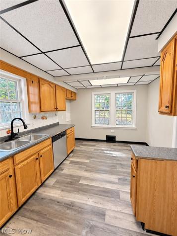 9704 S Highland Avenue Garfield Heights OH 44125