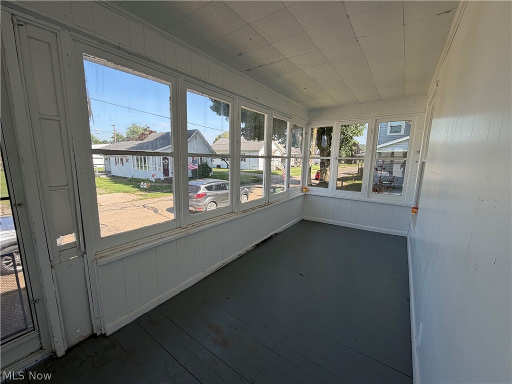 422 Mckinley Avenue Newcomerstown OH 43832