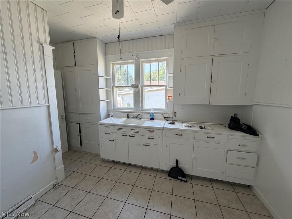 422 Mckinley Avenue Newcomerstown OH 43832