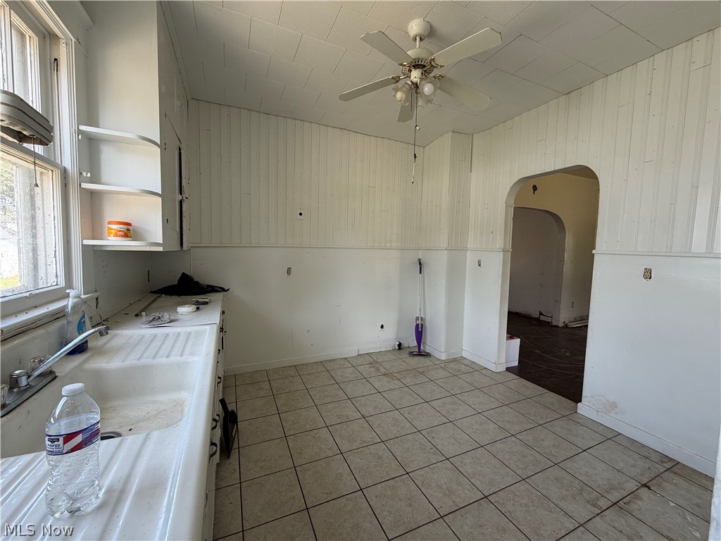 422 Mckinley Avenue Newcomerstown OH 43832