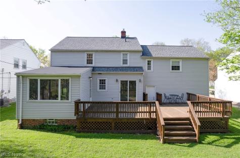 5297 Marian Drive Lyndhurst OH 44124