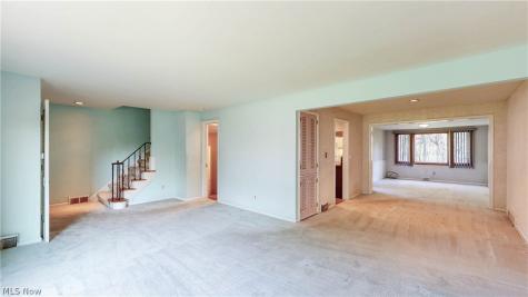 5297 Marian Drive Lyndhurst OH 44124