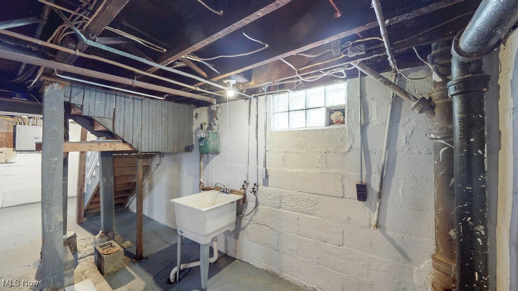 941 Hunt Street Akron OH 44306