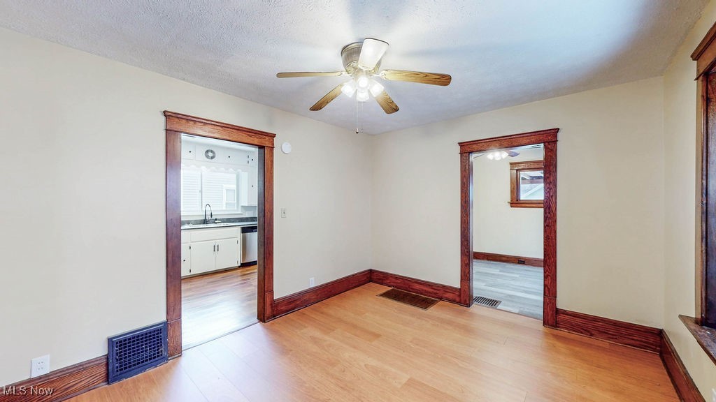 941 Hunt Street Akron OH 44306