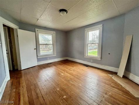 615 Wooster Street Marietta OH 45750