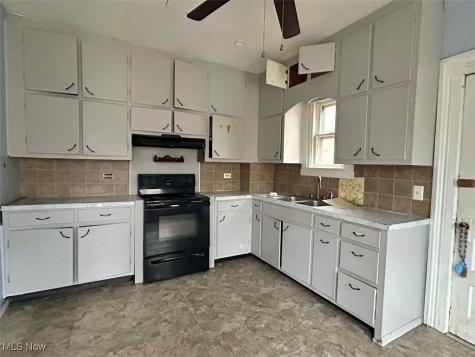 615 Wooster Street Marietta OH 45750