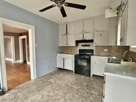 615 Wooster Street Marietta OH 45750