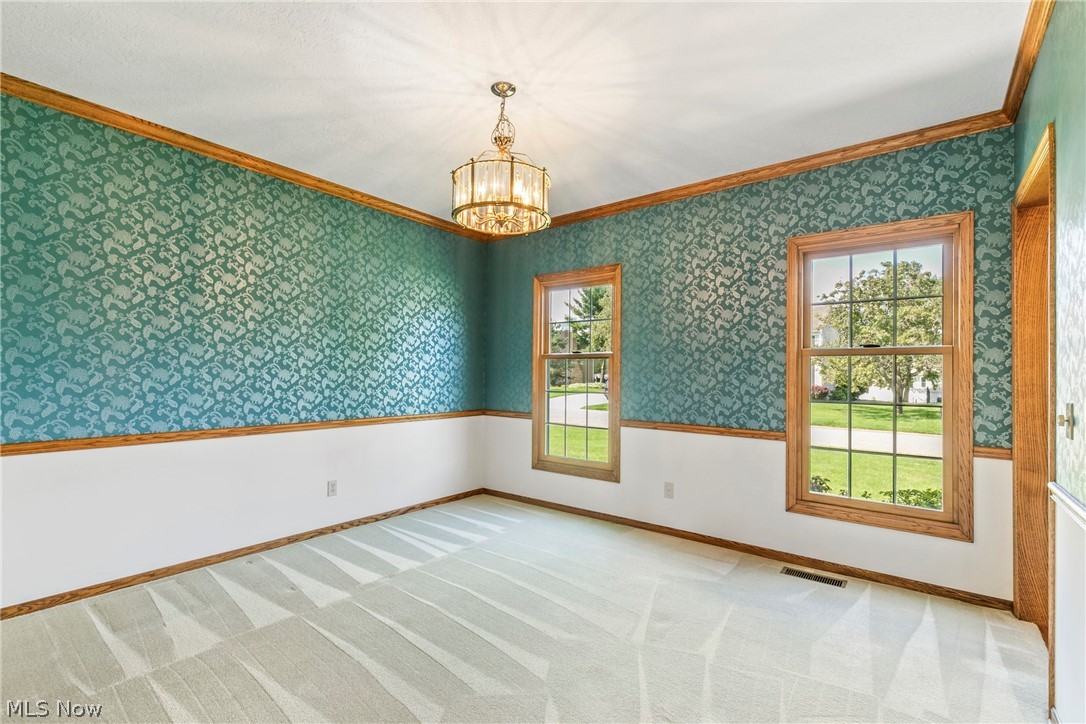 906 Southmoor Circle NE Canton OH 44721