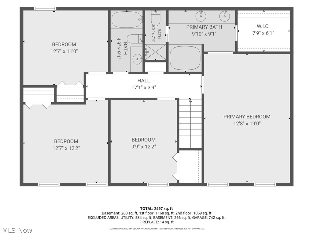 906 Southmoor Circle NE Canton OH 44721