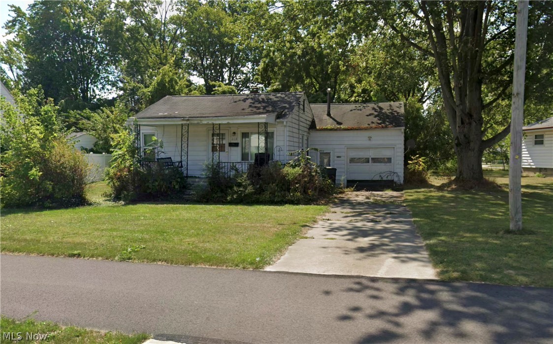 863 E Broad Street Elyria OH 44035